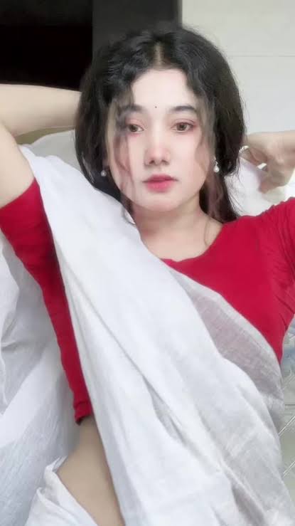 Ira Moni 58 Second Viral Video , Tiktoker Model Ira Moni Viral Video Download Link